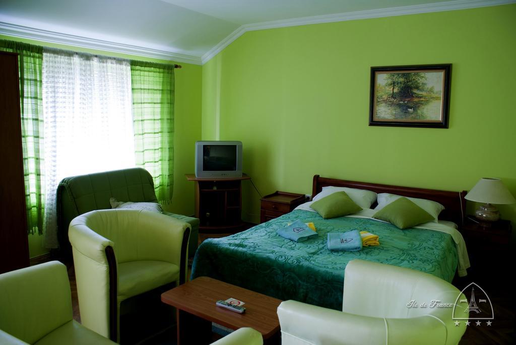 Vila Ile De France Novi Sad Exterior foto