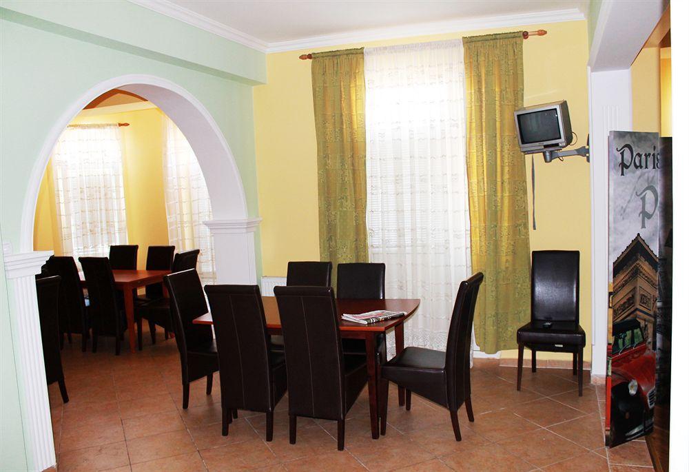 Vila Ile De France Novi Sad Exterior foto