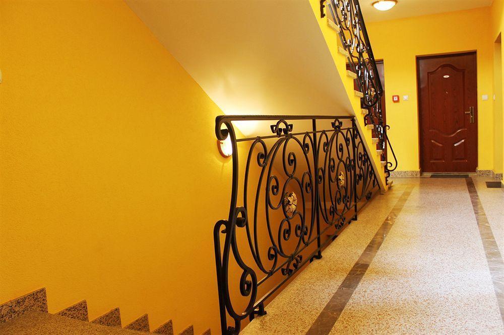 Vila Ile De France Novi Sad Exterior foto