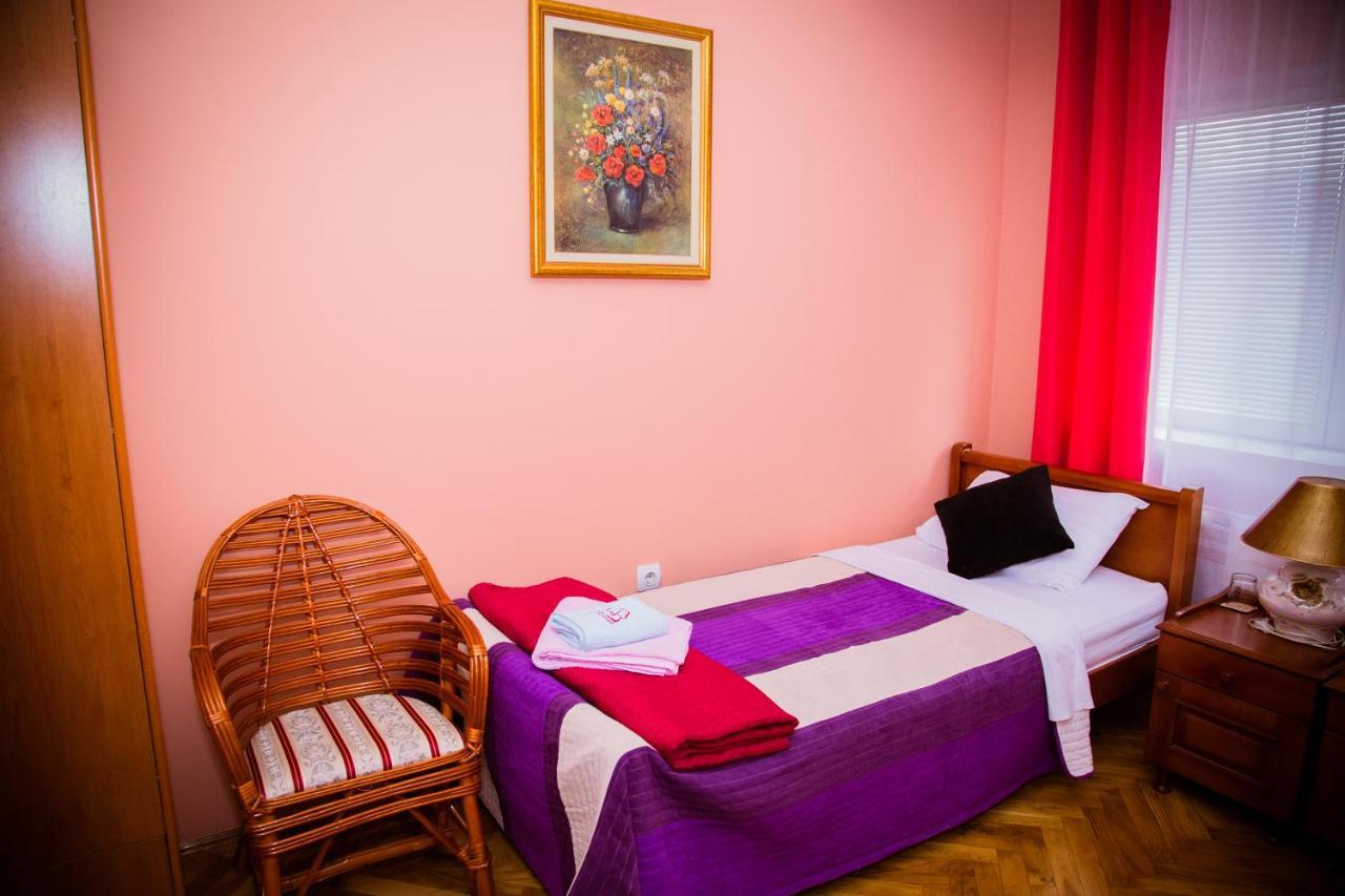 Vila Ile De France Novi Sad Exterior foto
